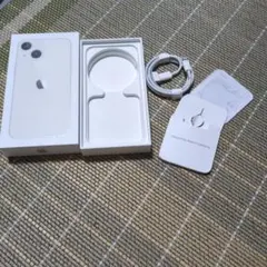 Apple iPhone 13 mini ホワイト 付属品付き