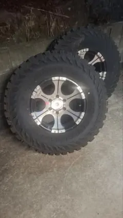 285 75 R16 ランクル　サーフ　バリ山 285 75 R16 ランクル サーフ バリ山 - メルカリ