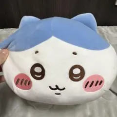 ちいかわ　もっちるねそべりBIGぬいぐるみ　ハチワレ