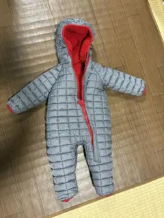 SNOZU ジャンプスーツ防寒着　9/12Mグレー✕レッド