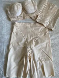 フォーシスアンドカンパニー ブライダルインナー