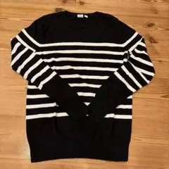 GAP 黒と白のストライプ セーター