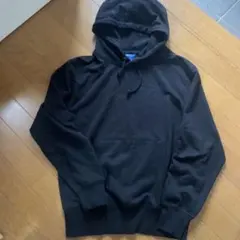 美品　チャンピオン　フード付きパーカー　ブラック　Sサイズ