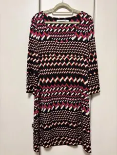 DVF シルク100% 幾何学柄ワンピース サイズ0 七分袖