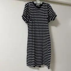 【美品】ネイビーとホワイトのストライプ 半袖　ワンピース　膝丈　ボーダー