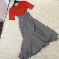 削除11/30までSNIDEL ウエストデザインマーメイドスカート　トップス付き