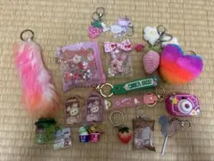キーホルダー 雑貨 まとめ売り TWICE サーティワン いちご