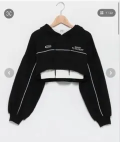 新品タグ付き Lovetoxic 短丈パーカー 黒