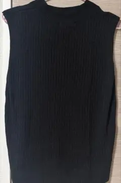 【匿名配送】ブラック ノースリーブ ニット L