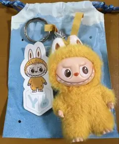 PIN FOR LOVE ぬいぐるみペンダント イニシャル　ラブブ Y