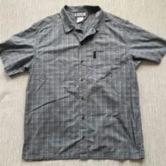 Columbia シャツ