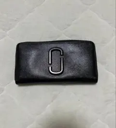 MARC JACOBSブラック ジッパー付き長財布