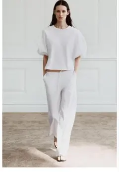ZARA ホワイト パフスリーブ カットソーのサムネイル
