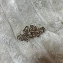 蝶々柄　ヘアピン　ヘアアクセサリー