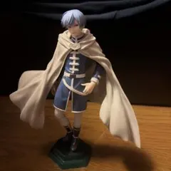 葬送のフリーレン Desktop×DecorateCollectionsヒンメル - メルカリ