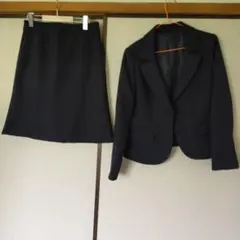 黒 スーツセット（ジャケット・スカート）サイズ13号