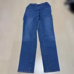 ウルトラストレッチジーンズ　サイズ150