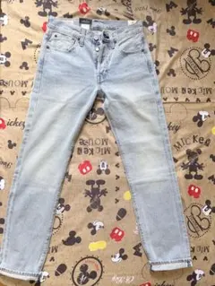 Levi's ライトブルー スリムフィットデニム