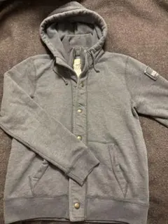 ホリスター　パーカー　日本人Ｌ相当