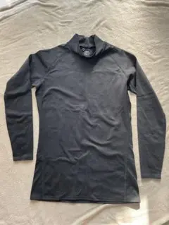 ハイネック ウェア