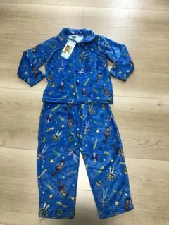 新品！トイストーリー！裏起毛暖か長袖パジャマ　男の子110