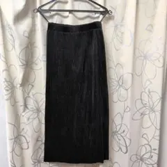 ブラック プリーツロングスカート