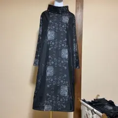 正絹村山大島紬着物リメイク ロールカラーチュニックワンピース　黒地花模様