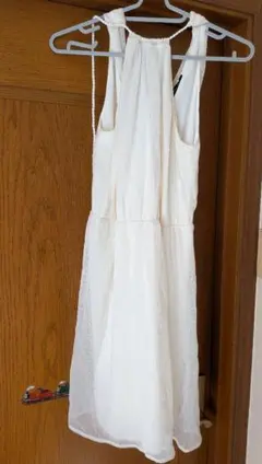 ZARAホワイト ノースリーブ ミニワンピース