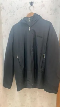 最終値下げ春使える！PRADA 黒ジャンバー＆フード付きジャケット二枚組メンズ大