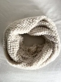 【数日限定値下げ】ローリーズファーム スヌード アイボリー