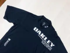 美品◆ OAKLEY ◆ メンズ用ハイネックウェア ◆ オークリー ◆ Lサイズのサムネイル