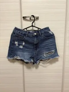 デニムショートパンツ ダメージ加工