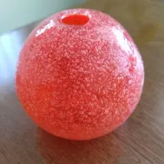 琉球ガラス　赤色 気泡入り 球形花器 一輪挿し