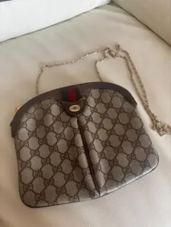 Gucci GGモノグラムショルダーバッグ