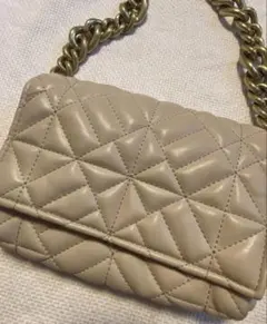 ZARA ベージュ キルティング ハンドバッグ