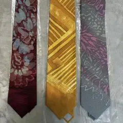手染めシルクネクタイ 3本セット 赤 花柄 黄 ストライプ 灰