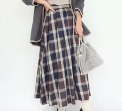 しまむらterawearemuチェックフレアスカートＳ