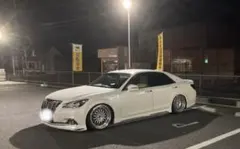 最新作！ 18マジェスタ ボンネットスポイラー 本物ジャンクション