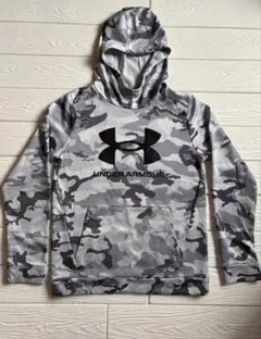 UNDER ARMOUR 迷彩柄 フード付きパーカー