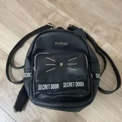 SECRET DOOR 猫耳 ブラックリュックのサムネイル