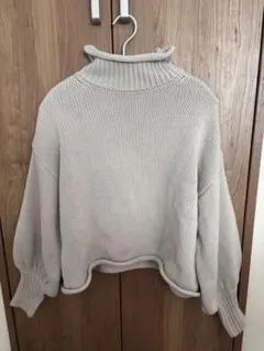 タートルネックニット