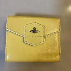 ヴィヴィアン イエロー レザー 二つ折り財布