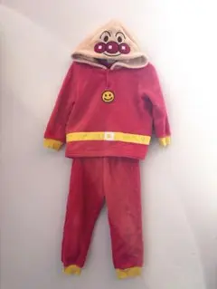 アンパンマンパジャマ　100センチ