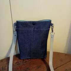 Item thumbnail for item 9fc07520-243f-4088-b732-c1522f16793e