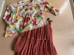グレースコンチネンタル　ブラウスとプリーツスカートの２点セット　春に　美品