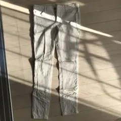 スキニーパンツ