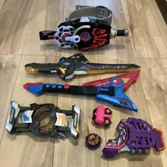 仮面ライダー変身ベルトセット　仮面ライダーギーツ