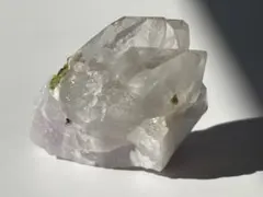 クリアクォーツクラスター　共生鉱物　虹入　マスタークリスタル　原石　水晶　天然石