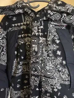 FIRST DOWN バンダナ柄 ダウンジャケット M