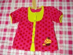 nico hrat　110ｃｍ新品半袖前開きトップス　ピンクにキノコと赤ドット柄